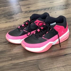 Guc Air Jordan Basketball Shoes Size: women’s 5.5